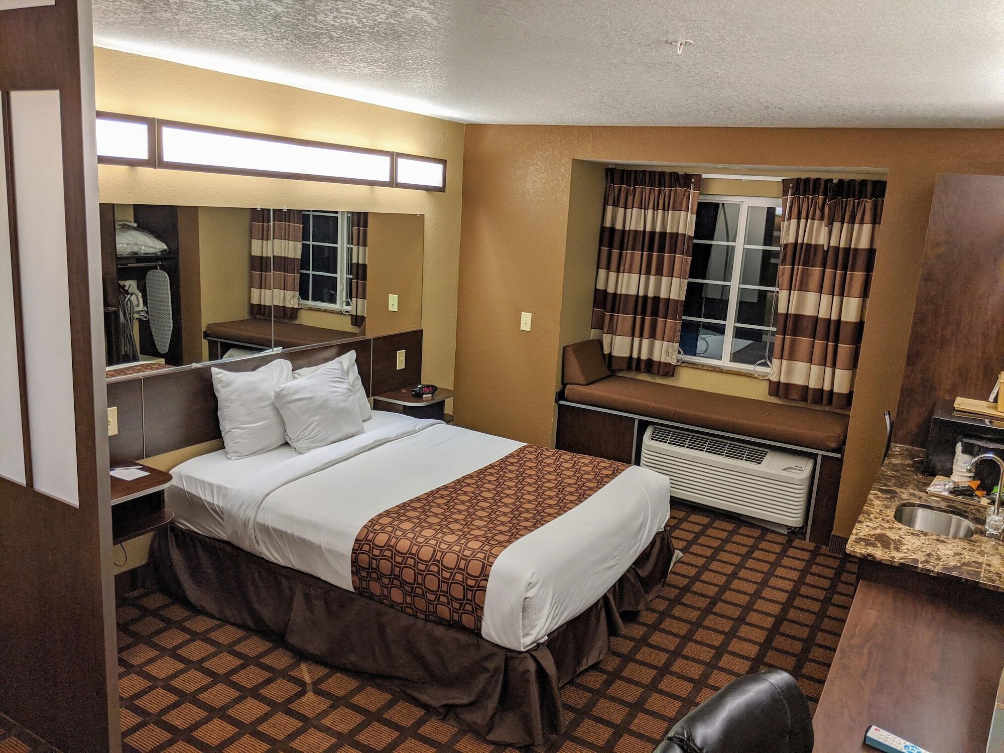 Microtel Inn&Suites Montgomery Exterior foto