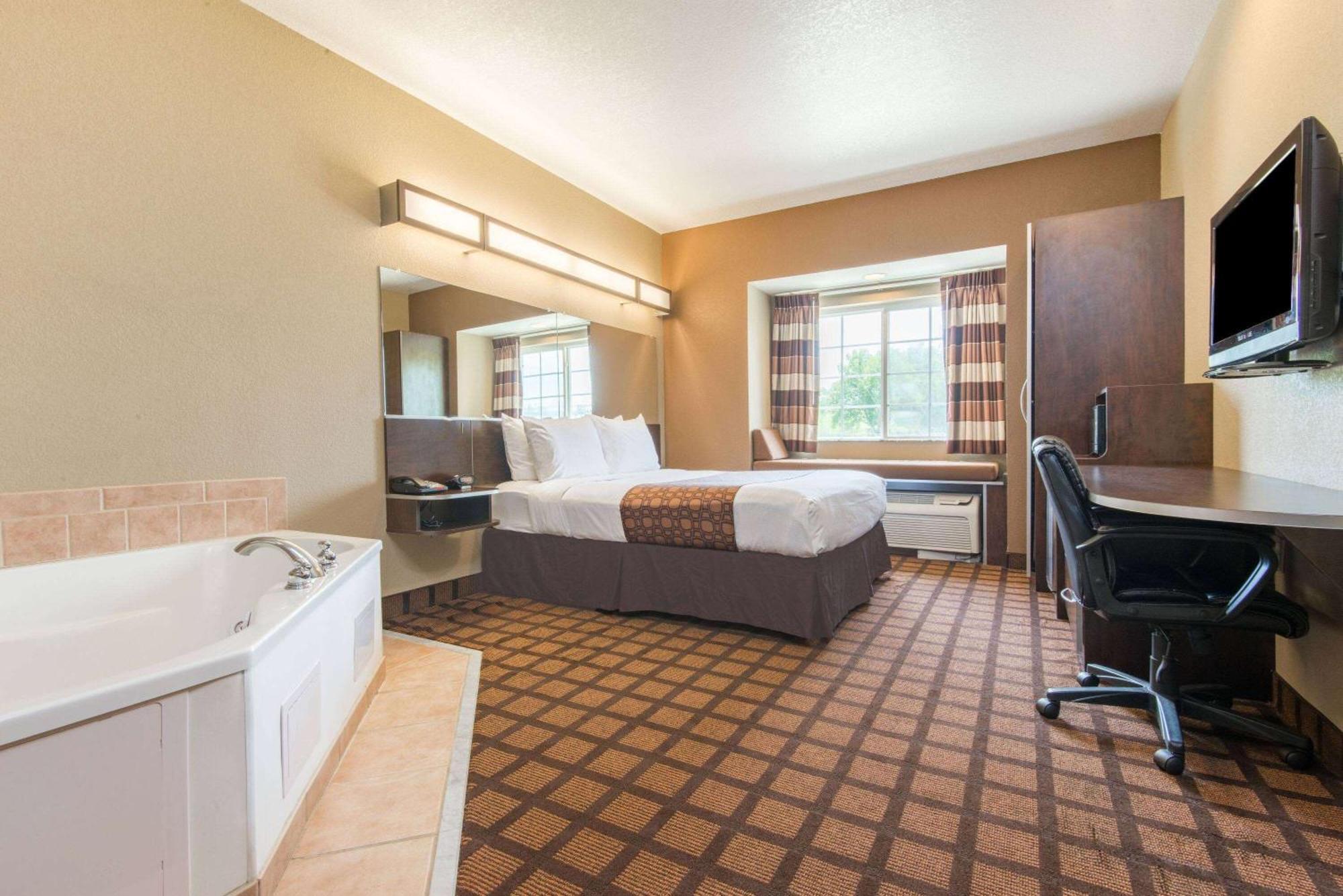 Microtel Inn&Suites Montgomery Exterior foto